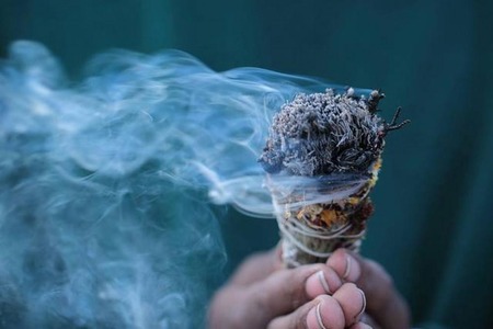 Муж вел себя странно, тогда жена установила скрытые камеры. После просмотра записи женщина собрала вещи и ушла из дома 3 1408705