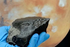 Обломки метеорита возрастом 4,5 млрд лет найдены на западе Англии. Состав космического "гостя" не менялся со времен образования Солнечной си