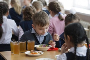Детям нужен йод: производители поспособствуют включению йодированной соли в обязательное питание школьников