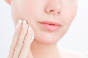Откажитесь от средств против морщин: правила ухода за кожей лица в период ношения медицинских масок