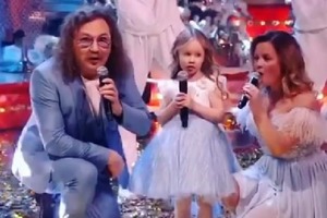 Игорь Николаев с дочкой Вероникой принял участие в новогоднем выпуске "Угадай мелодию"