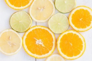 Лимонный сок поможет регенерации кожи. 4 домашних способа убрать шрамы от прыщей