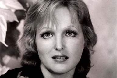 Почти 30 лет назад Елена Соловей эмигрировала в США: как выглядит красавица