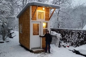 13-летний мальчик построил небольшой дом, чтобы иметь свое жилье