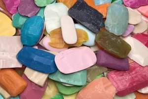 Всегда выбрасывала остатки мыла, а потом подсмотрела, что подруга дает им вторую жизнь. Теперь пользуюсь ее идеями