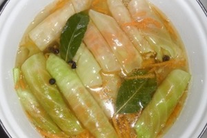 Потрясающе вкусные маринованные капустные рулетики, которые готовила еще моя бабушка. Рецепт