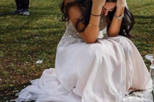 Невеста сбежала со свадьбы, подслушав разговор отца с женихом