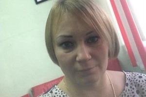 Девушка вызвала полицию в парикмахерскую, увидев свою стрижку