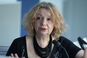 Писательница-феминистка Мария Арбатова раскритиковала слова певицы Ларисы Долиной о том, что женщина не может жить без мужчины и любви