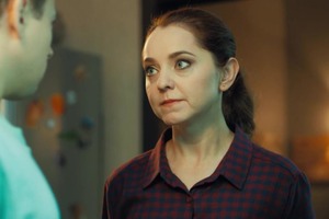 "Я не выхожу из дома уже 40 дней": звезда сериала "СашаТаня" рассказала о самоизоляции в Сочи