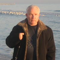 Геннадий Комаров